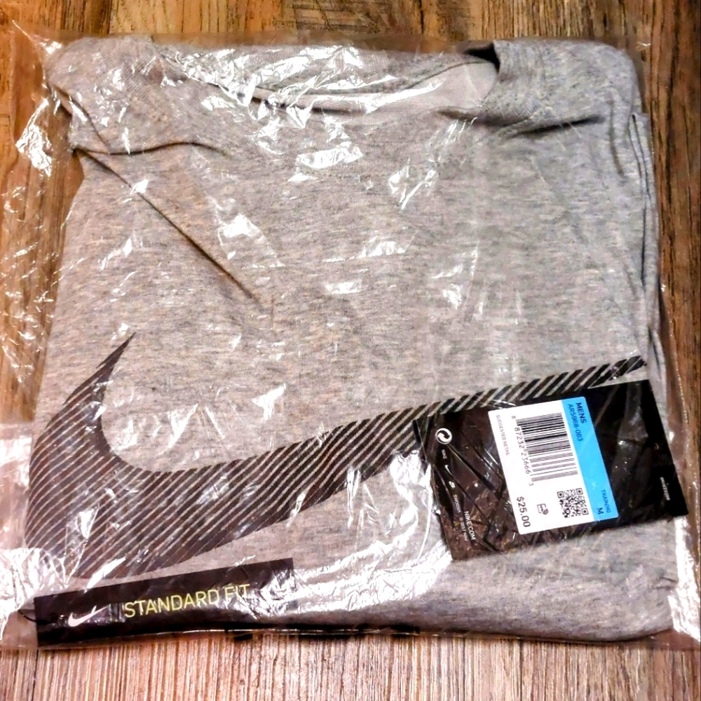 Nike Big Swoosh Dri-Fit